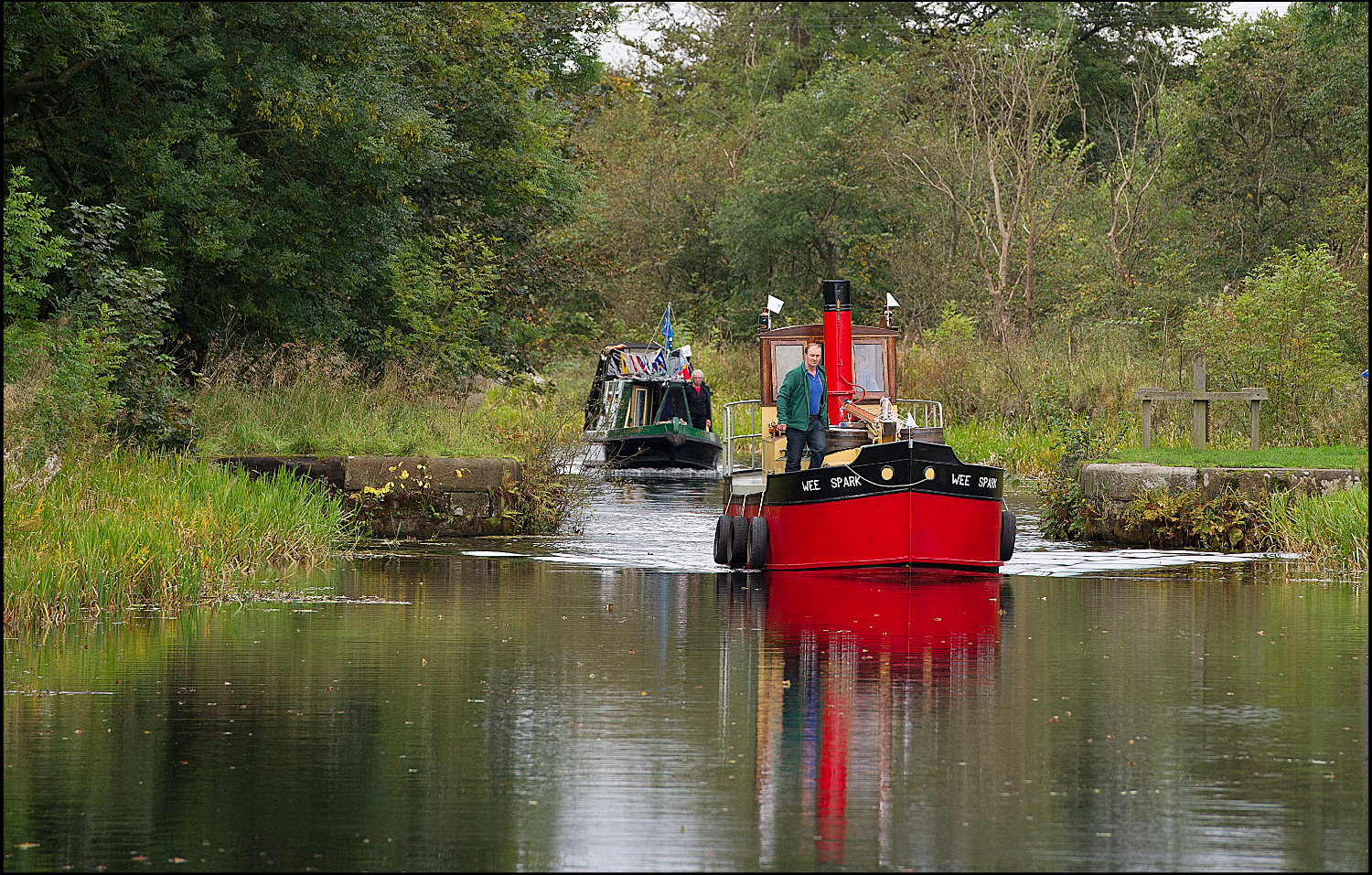 Replica puffer Wee Spark on the Forth & Clyde Canal
